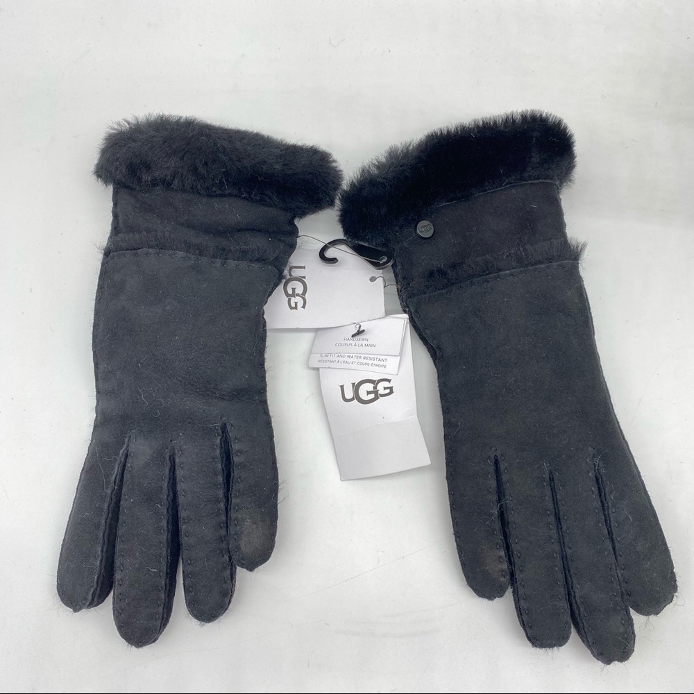 UGG Women’s Black Shearling Seamed Tech Gloves NWT - Picture 2 of 12